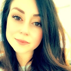 Meet your Posher, Bridgette